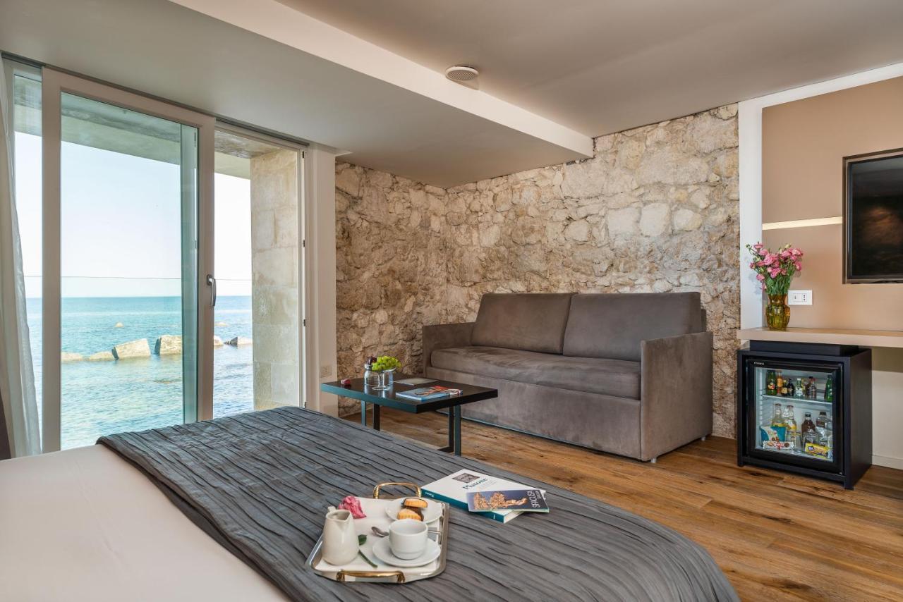 Re Dionisio Luxury Suites Syracuse Ngoại thất bức ảnh