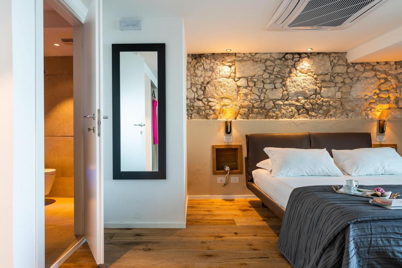 Re Dionisio Luxury Suites Syracuse Ngoại thất bức ảnh